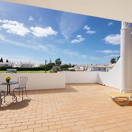 Luisa Gale * Albufeira