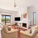 Luisa Gale * Albufeira
